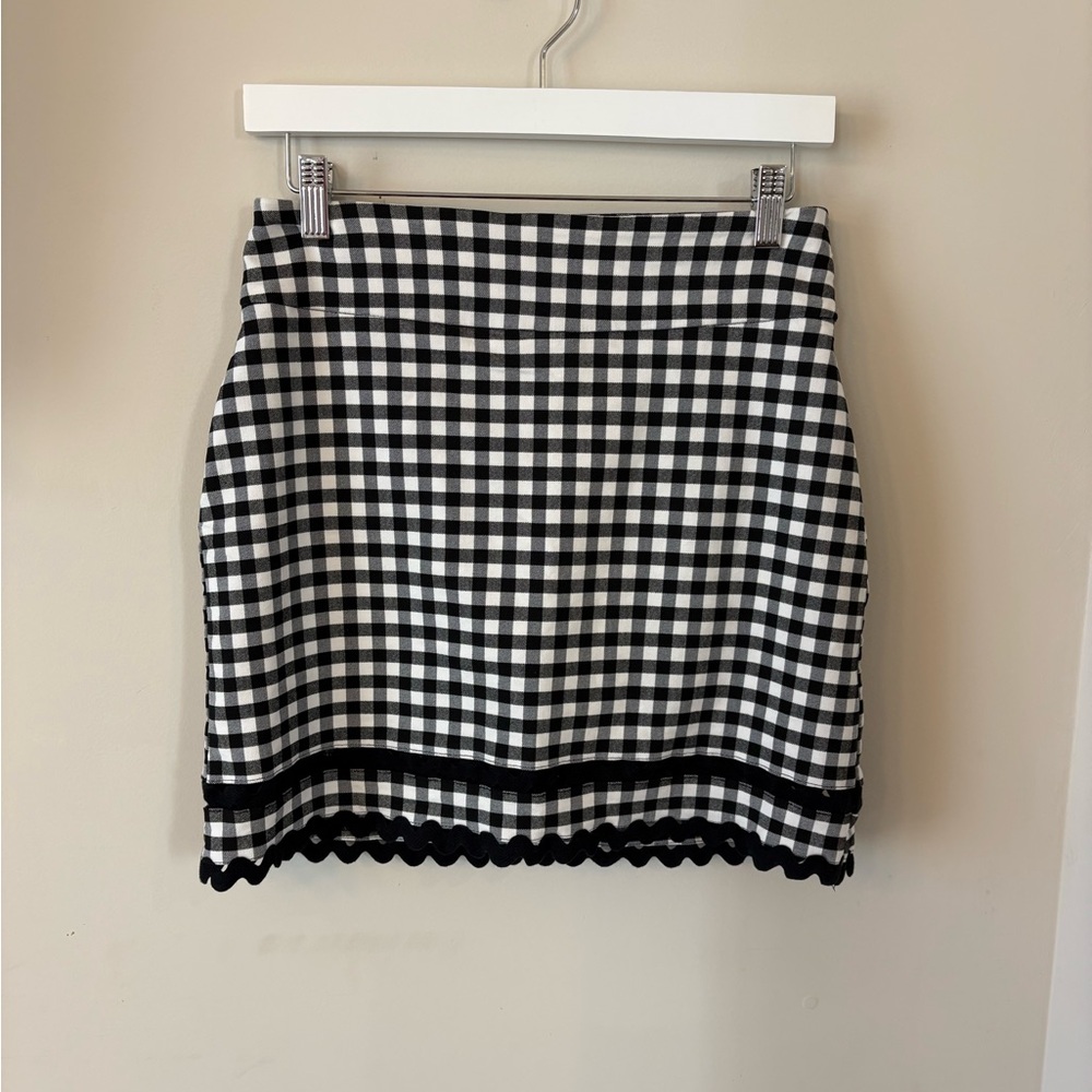 Crown & Ivy Skirt